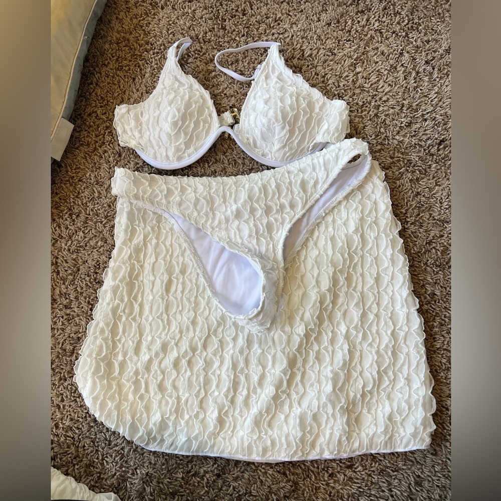 White Ruffle Bikini Set - Picture 7 of 7